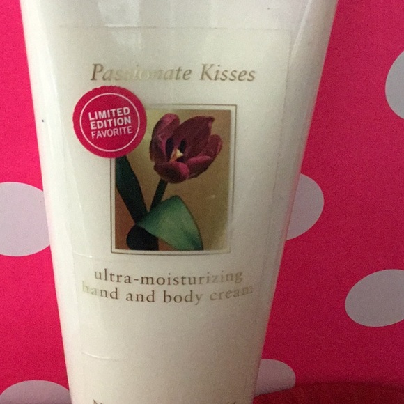 HTF victoria’s secret passionate kisses limited - Picture 2 of 4